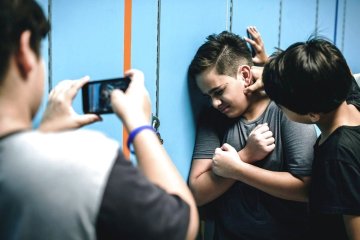 Буллинг или воспитание: что делать с агрессивными учениками
