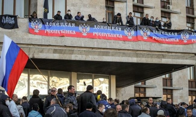 Боевики призвали на помощь профессиональных провокаторов
