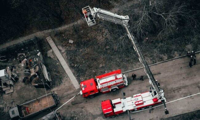 Спасатели, facebook.com/MNS.GOV.UA