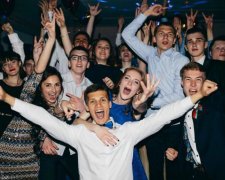 Випускний 2018: шкільне здирництво в Україні показали на прикладі однієї родини