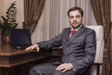 Денис Монастырский