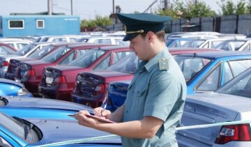 Фіскали "вбили" дешеві акцизи на авто