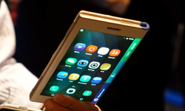 Samsung Galaxy X: компанія випадково злила анонс гнучкого смартфона