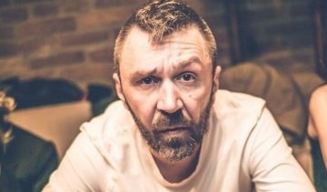 Шнуров пропонує продавати алкоголь лише людям з дипломами