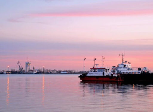 Морський порт "Південний", фото - http://yuz-uspa.com.ua/