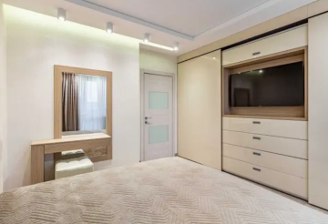 Спальня, телевізор, фото із соцмереж