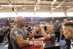 Сила, воля к победе и четыре медали: как бойцы «Омеги» торжествовали на турнире по армреслингу