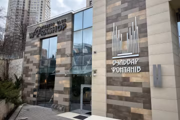 "Премиум" грязь: журналисты рассказали, стоит ли Workshop fitness club в ЖК Бульвар Фонтанов своих денег