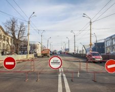 Опубліковані свіжі фото обваленого Шулявського мосту