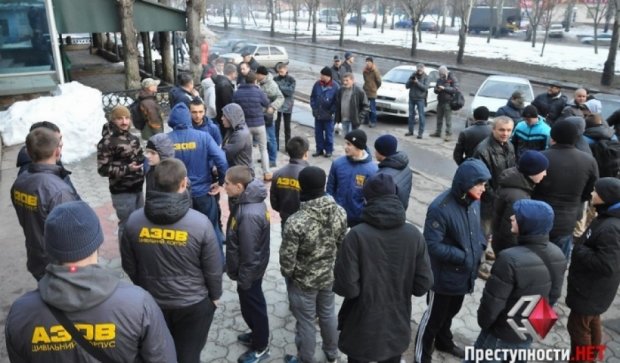 В Николаеве активисты помешали съезду сепаратистов (фото)