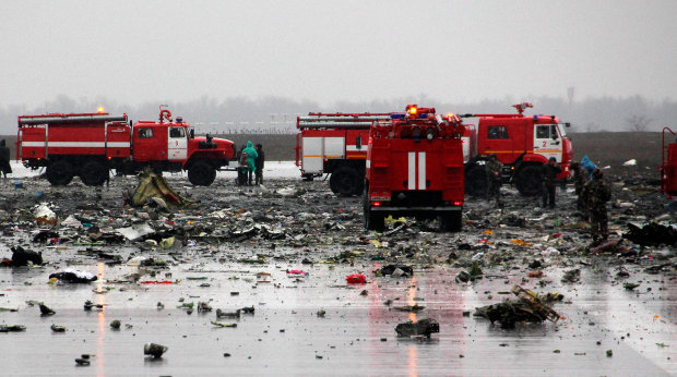 Крушение Boeing 737: откровения пассажиров и жуткие кадры с места трагедии