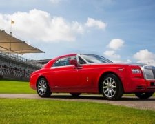 Rolls-Royce заявил о рекорде продаж в России