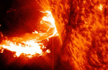 Солнечные пятна вызывают мощные выбросы излучения, Фото: NASA