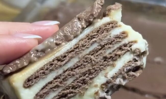 Простий тортик без випічки: фото скрін рецепту