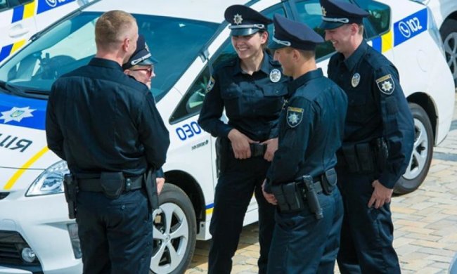 Хворий на гепатит подряпав київського поліцейського