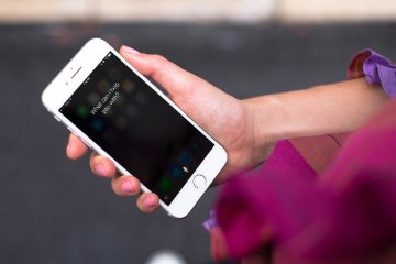 Siri навчилася сушити динамік iPhone: рис залишається в минулому