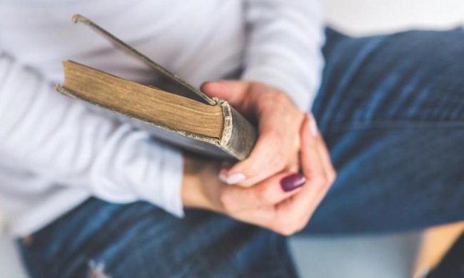 Умер легендарный поэт, лауреат множества премий