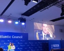 Награду Freedom Awards вместо Савченко получила ее сестра (фото)