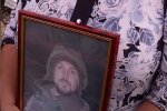 Мати героя вийшла на Марш захисників у Києві і змусила ридати всю Україну: "Вони не загинули..."