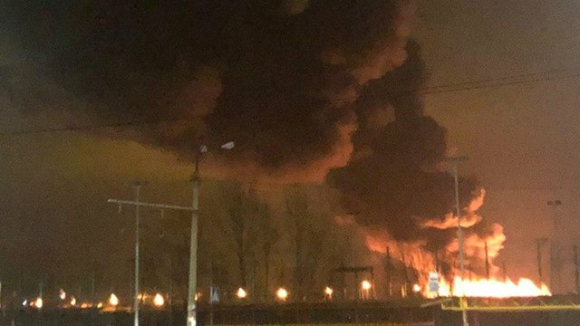 Масштабна пожежа на Троєщині