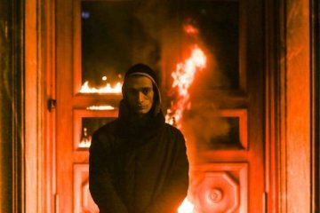 Павленському дали 1,4 роки за акцію на честь України