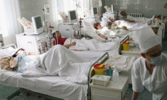 П`ять клієнтів столичного готелю потрапили в лікарню з отруєнням