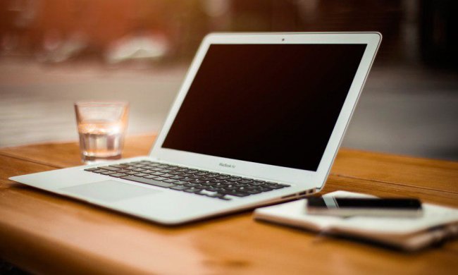 Тільки у нас: Apple заборонив ремонтувати MacBook