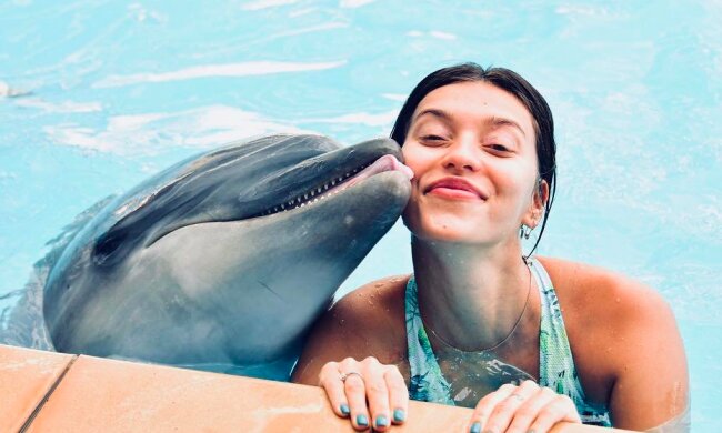 Тодоренко приголомшила стрункою фігурою в бікіні: "Після вагітності потовстішала на 18 кіло"