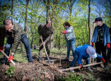 Министр Руслан Стрелец и нардепка Елена Криворучкина