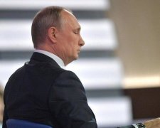 Путін підсунув Стоуну фальшивку