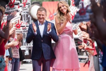 Відома телеведуча приємно вразила новим іміджем