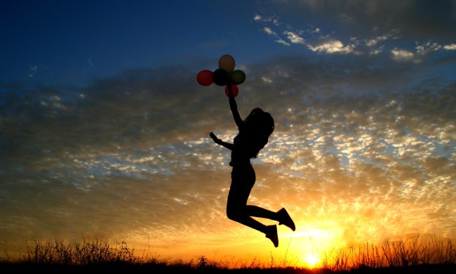 "Я должна находиться в корсете по 23 часа в сутки": страшные боли не давали девочке нормально жить, но одно решение все изменило