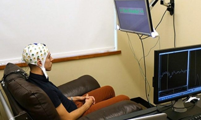 Люди навчилися читати думки на відстані півтора кілометра (відео)