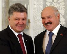 Лукашенко привітав Порошенка з Днем незалежності України