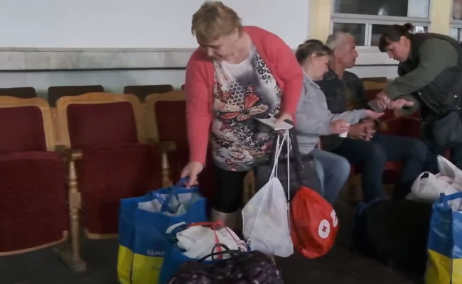 Переселенці. Фото: скрін youtube