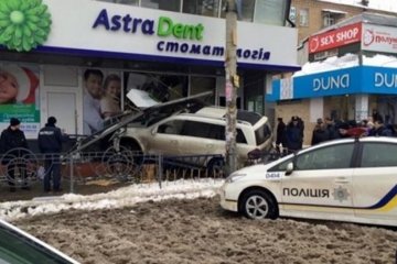 Донецького "мажора" Толстошеєва взяли під варту