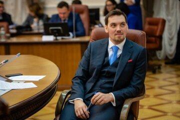 Тарифные гонки "крепких" хозяйственников и Гончарука: появились первые итоги