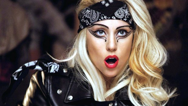 Леді Гага відірвалася з сексуальним ґвалтівником: тепер знищує відео