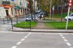 Светофор поставили, а про переход забыли – в Тернополе коммунальщики Надала наплевали на горожан