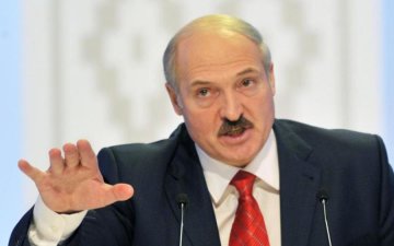 Лукашенко пішов у атаку: в найбільше незалежне ЗМІ Білорусі TUT.BY прийшли з обшуками