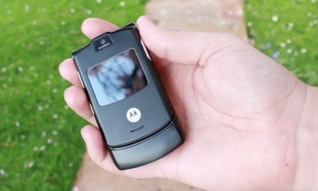 Motorola возродит легендарный телефон