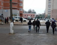 Куди там євробляхам: українськими дорогами роз’їжджає семиметрова химера