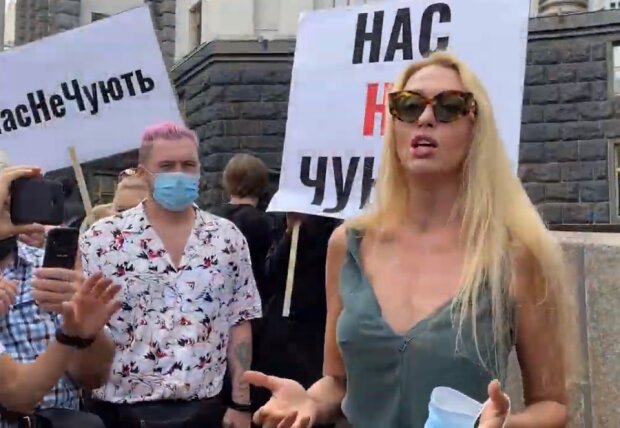 Рада приняла закон о поддержке украинского шоубиза: крики Поляковой возле Кабмина подействовали?