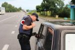 В обнімку з пляшкою: Франківськ заполонили "зомбі" за кермом