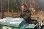 Украинец собрал мини-танк, чтобы катать детей: "Вместо коляски"