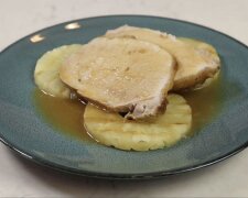 Свиная вырезка с ананасом и тимьяном: фото скрин Ютуб