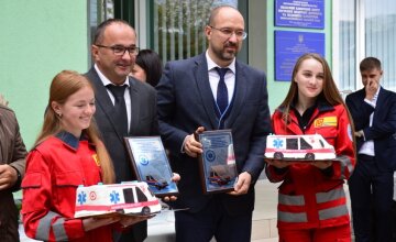 На кону - тисячі життів: у Франківську відкрили центр екстреної допомоги