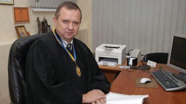 Активисты о харьковском судье Плетневе: еще один коррупционер покинул ряды судей