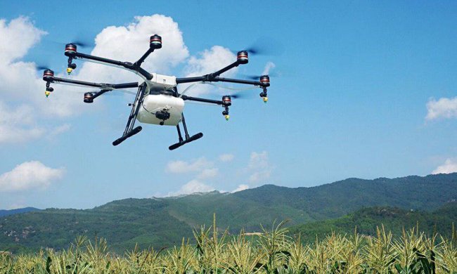 Uber почне доставляти їжу за допомогою дронів