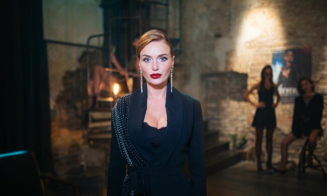 Слава Каминская